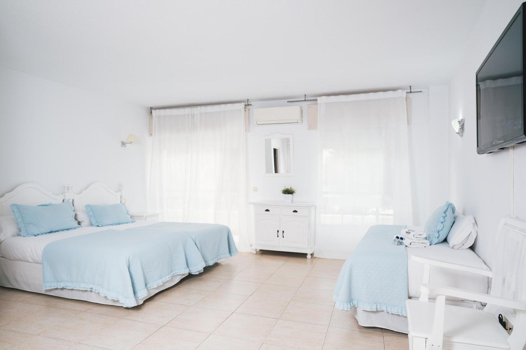 Mare Estepona Hotel Extérieur photo